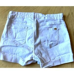 Jennifer Lopez White Shorts Mid Rise Denim Sexy Concert Beach Vacation Summer 6
